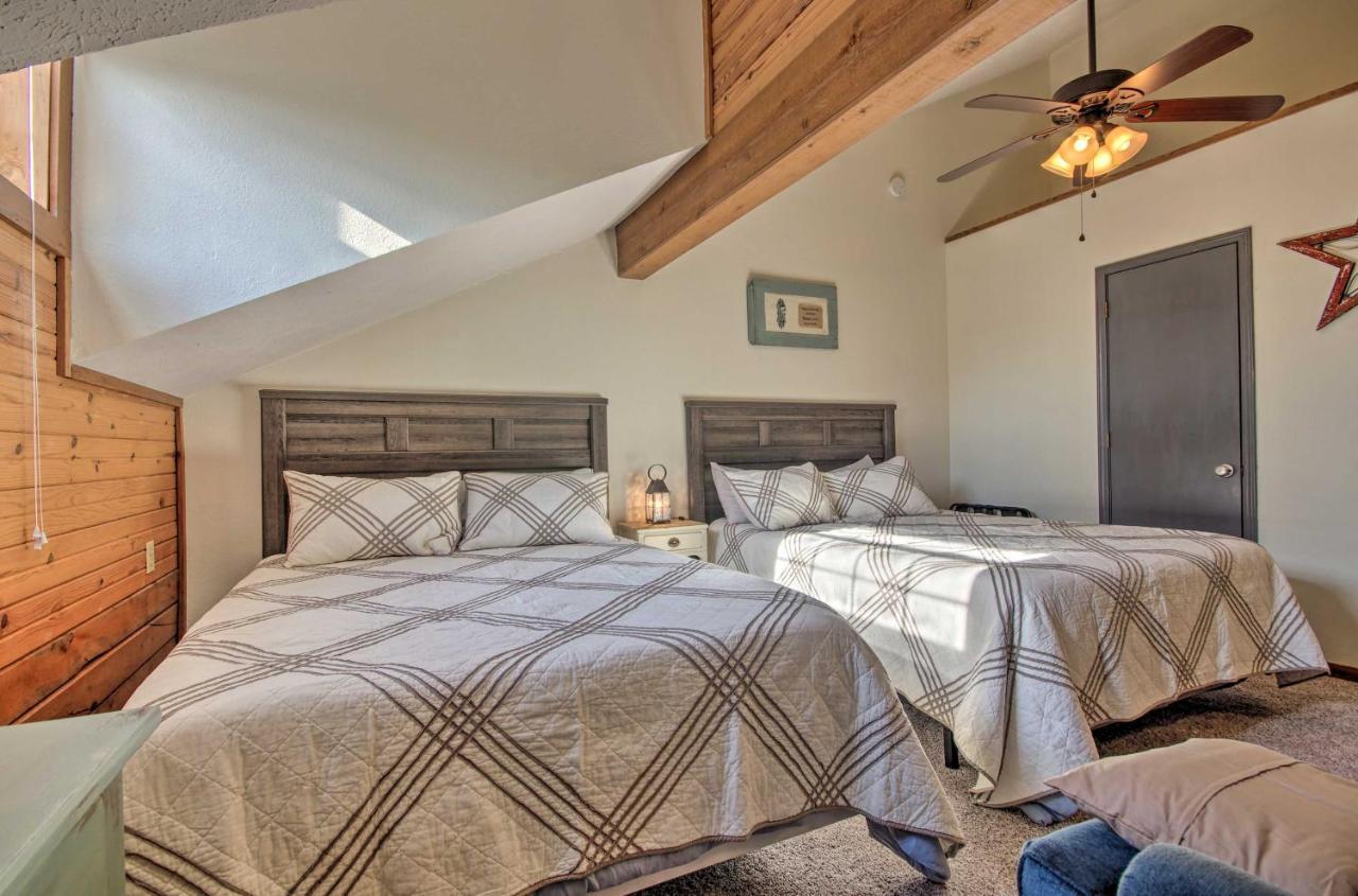 Сasa de vacaciones Charming Getaway With Fireplace And Porch *