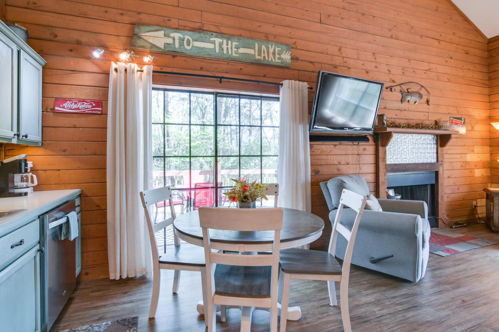 Сasa de vacaciones Charming Getaway With Fireplace And Porch Branson